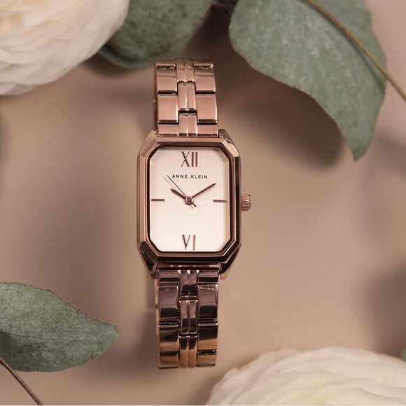 NWT Anne Klein Women’s Bracelet Watch in Rose Gold OS - Picture 4 of 13